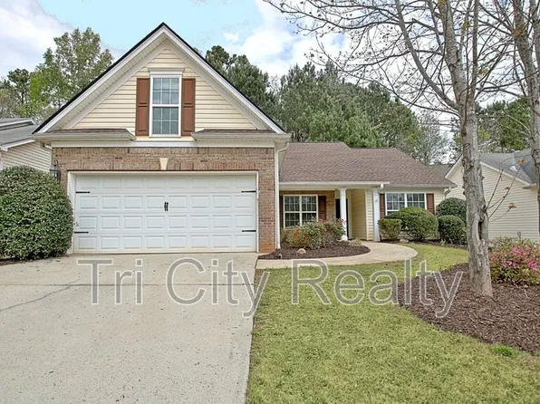 341 Hunterian Pl, Newnan, GA 30265