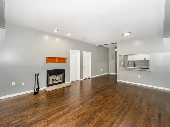 44 Sherman Avenue image 2 of 21