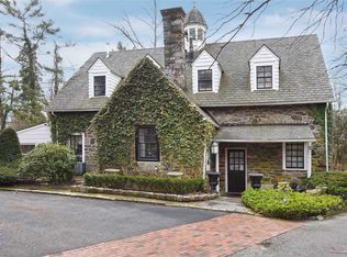 891 Keene Ln, Woodmere, NY 11598