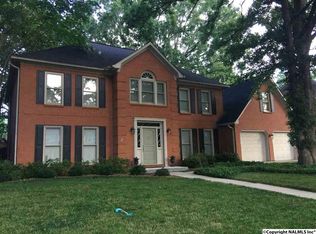 2405 Huntington Ln SE, Decatur, AL 35601