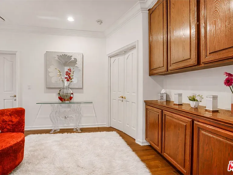 6111 County Oak Rd — Photo 21