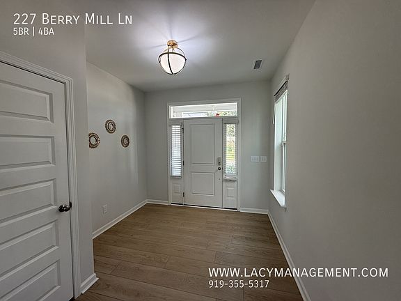 4th image of 227 Berry Mill Ln