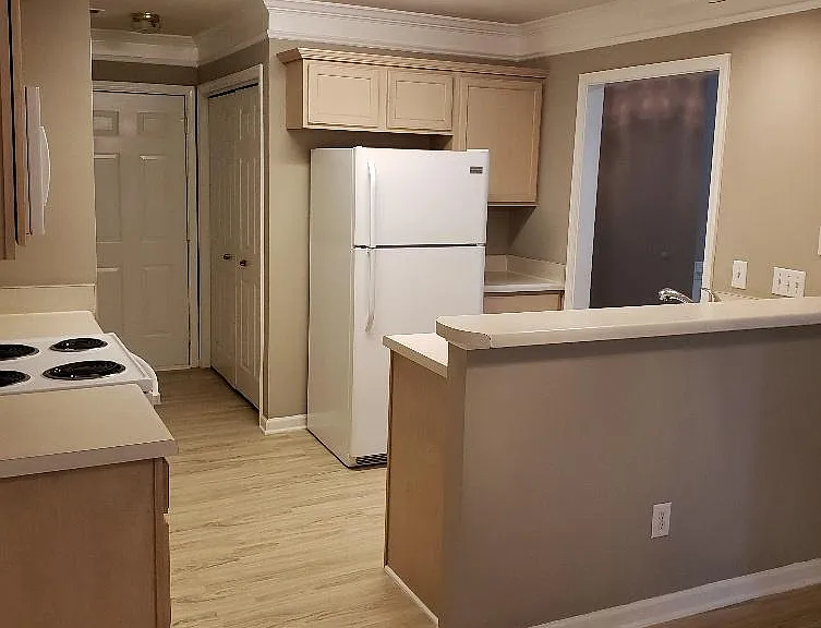 3005 Lynworth Pl — Photo 10