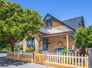 592 Central Ave, Pacific Grove, CA 93950