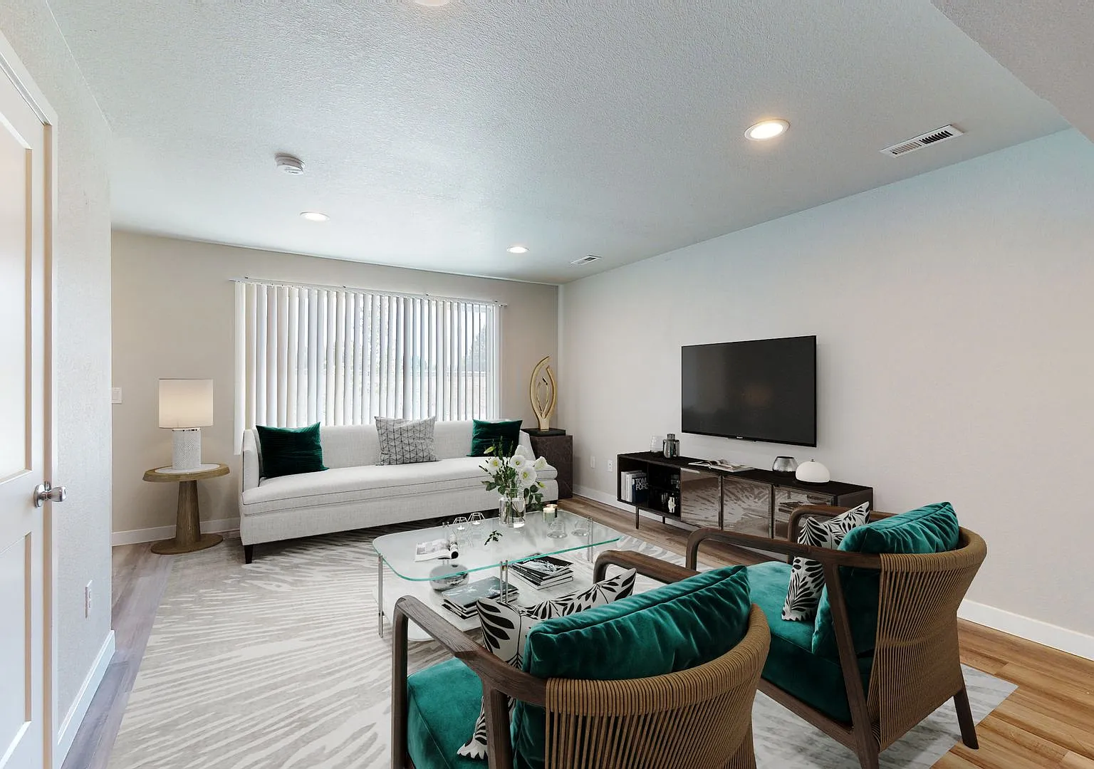 Carr East Townhomes — Photo 2