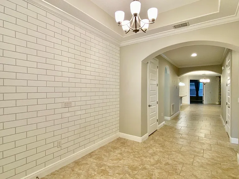 16238 Wind View Ln — Photo 2