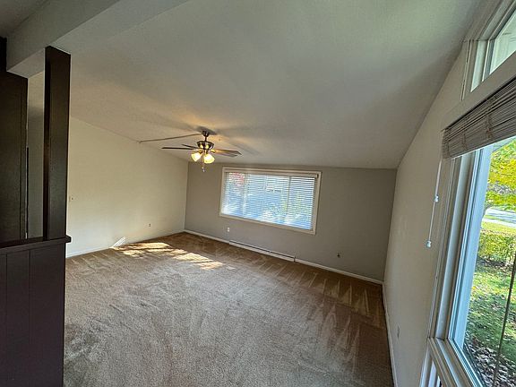4th image of 112 Longacre Ave