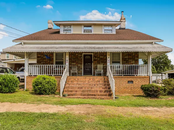 303 N 12th St, Erwin, NC 28339
