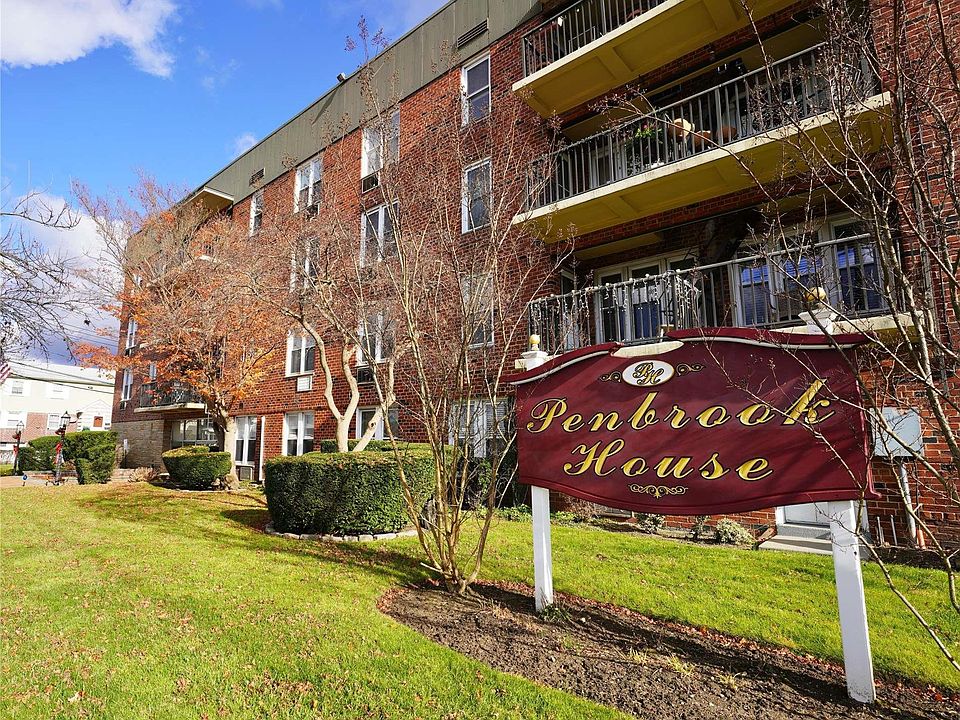 1st image of 60 Hempstead Avenue #1Q