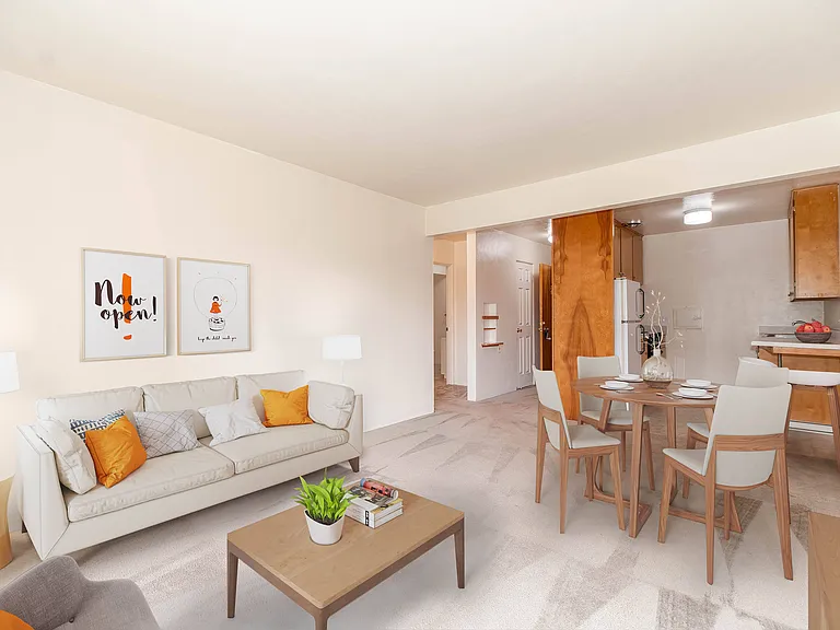 Nevada Villa Apartments — Photo 10