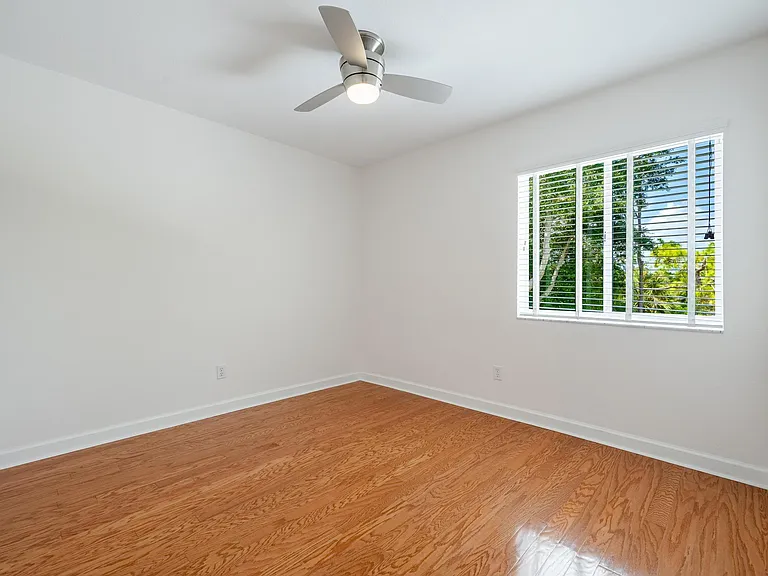2nd Floor Guest Bedroom