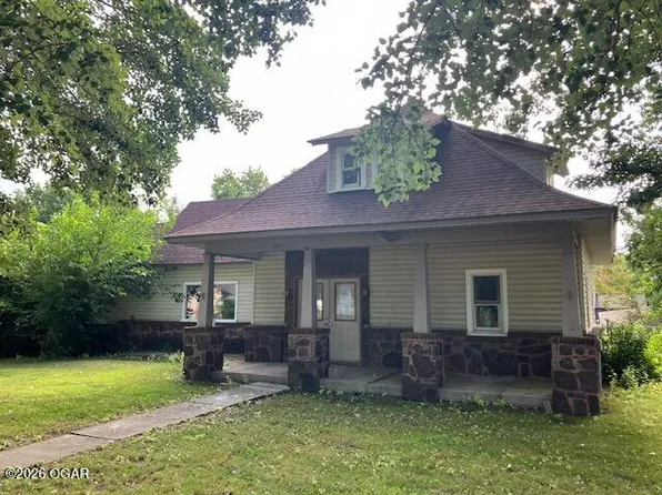209 Joplin St, Carl Junction, MO 64834