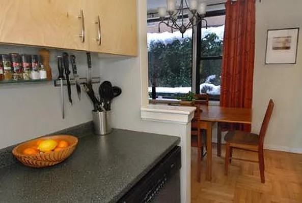 Sold by Citi Habitats | media 17