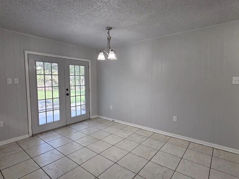 1968 Stafford Dr — Photo 20