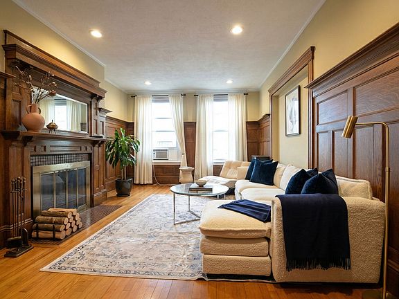 4th image of 1793 Beacon St APT 3