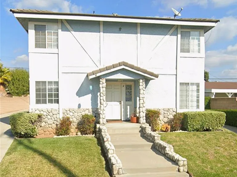 14439 Rosecrans Ave #B — Photo 1