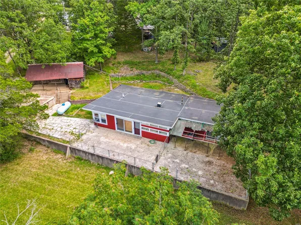 7773 Twin Ridge Dr, Cedar Hill, MO 63016