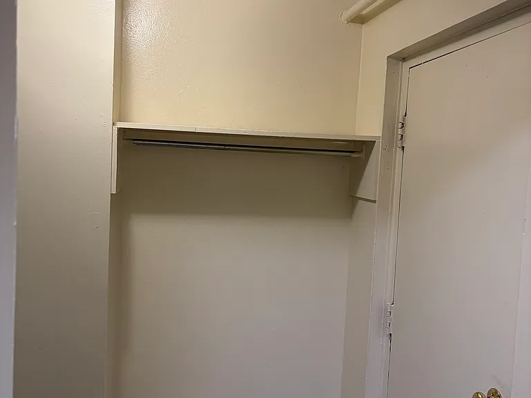 4 Mill St #6 — Photo 5