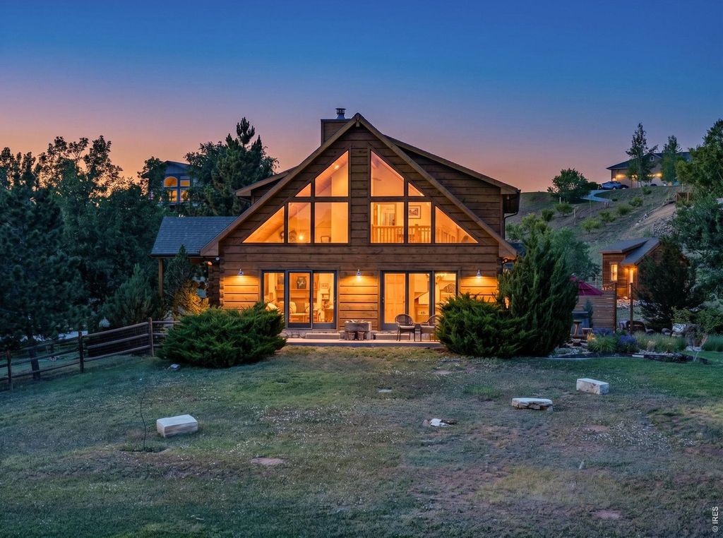 3336 Huckleberry Way