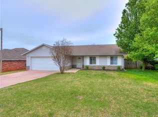 1211 Austin Dr, Shawnee, OK 74801