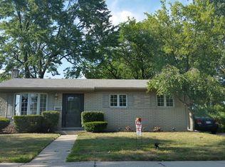 22660 Clinton St, Taylor, MI 48180