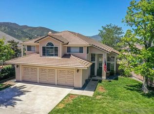 8438 Mesa Ridge Rd, Santee, CA 92071