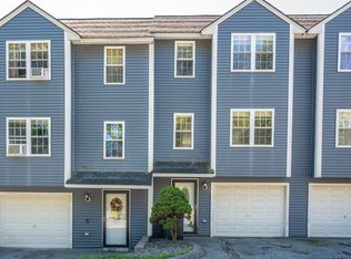 17 Mercury Ter UNIT 17, Haverhill, MA 01832