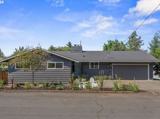 1419 Hemlock St, Lake Oswego, OR