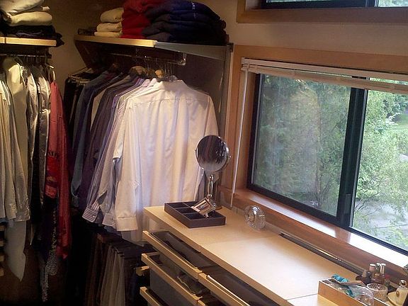 Walk-in Closet