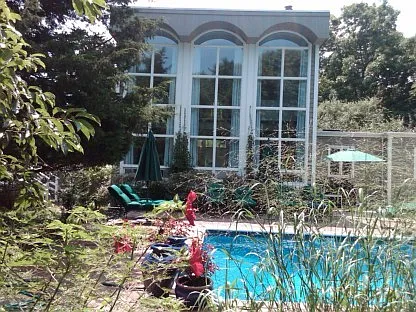 311 Meadows W — Photo 15