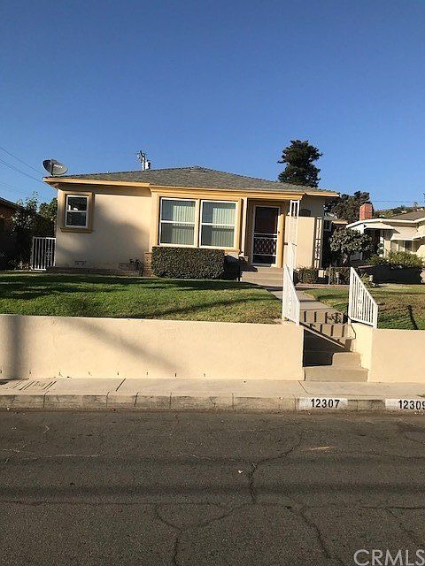1st image of 12309 Floral Dr