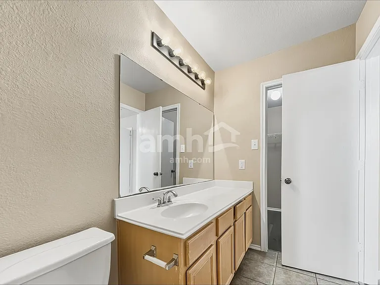 11411 Seven Sisters Dr — Photo 12