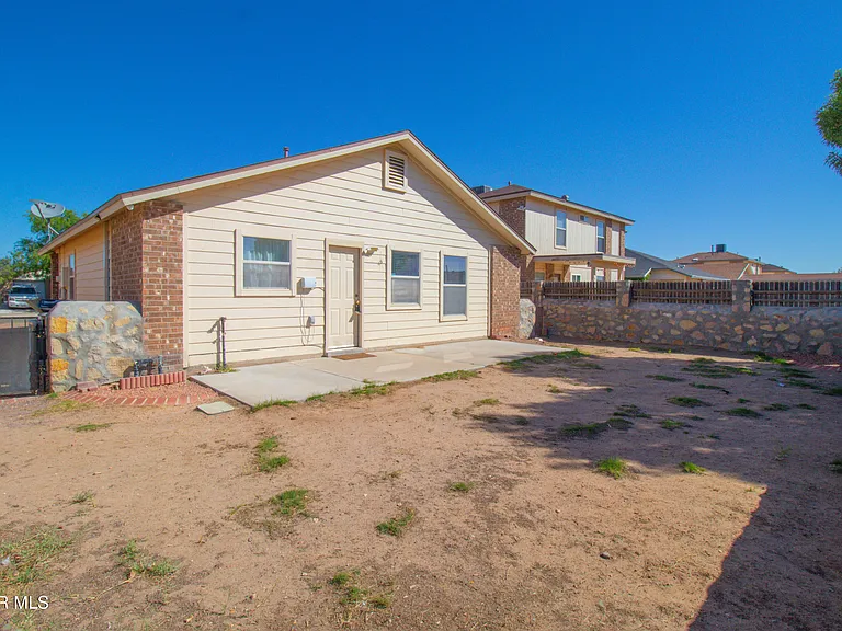 5652 Rick Husband Dr — Photo 5
