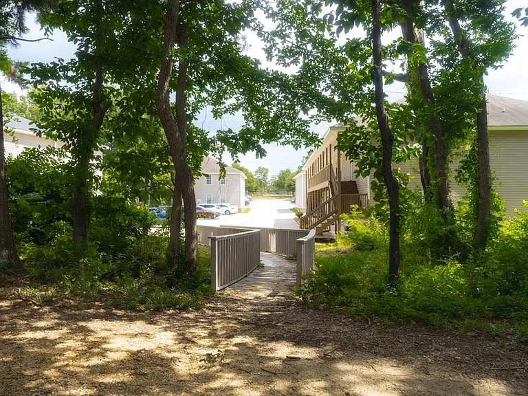 Magnolia Trace — Photo 11