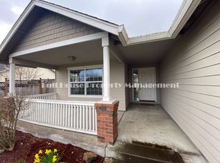 5926 Firestone Dr, Eugene, OR 97402