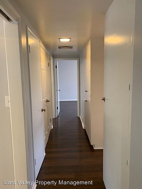 1st image of 915 W Clifton Ave
