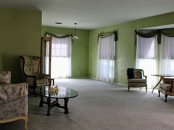 4th image of 3005 Chiquita Ln