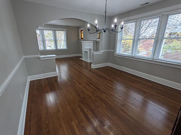 2nd image of 3849 Fillmore St #A