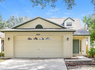 7403 Oxford Garden Cir, Apollo Beach, FL 33572