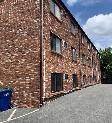 2nd image of 10 Roberts St APT 23