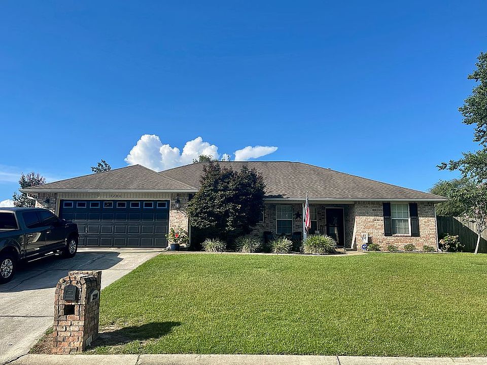 1st image of 3284 Massena Dr