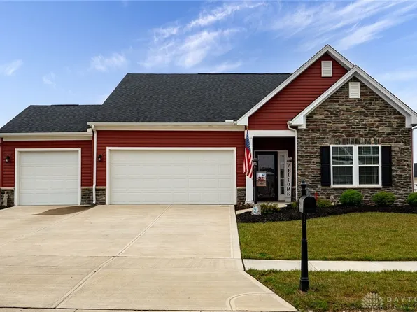 5151 Red Buckeye Dr, Tipp City, OH 45371