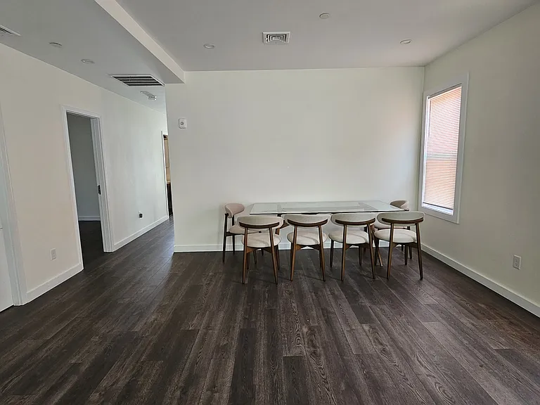 80 Adams St #3 — Photo 4