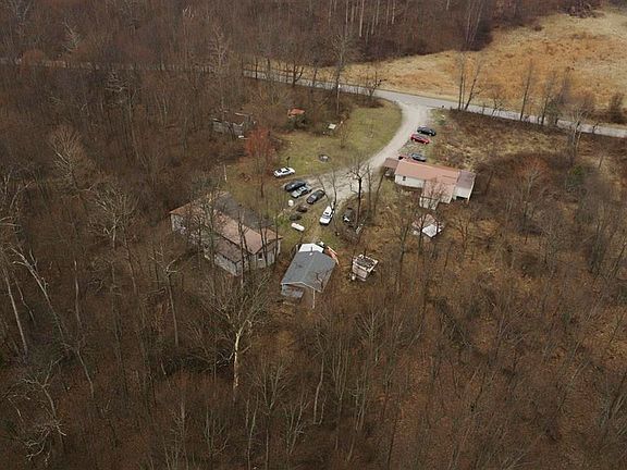 5th image of 1401 Walter Reed Rd