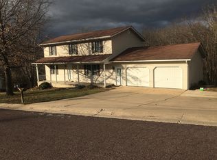 321B Portland Pl, Washington, MO 63090