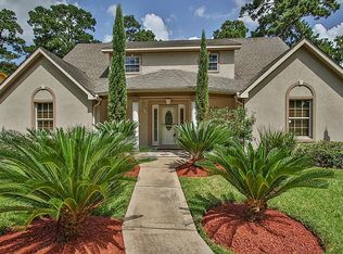 718 Lodgehill Ln, Houston, TX 77090