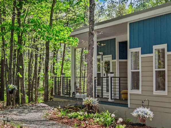 656 County Road 642, Mentone, AL 35984