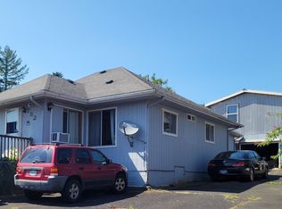 752 SE 8th St, Toledo, OR