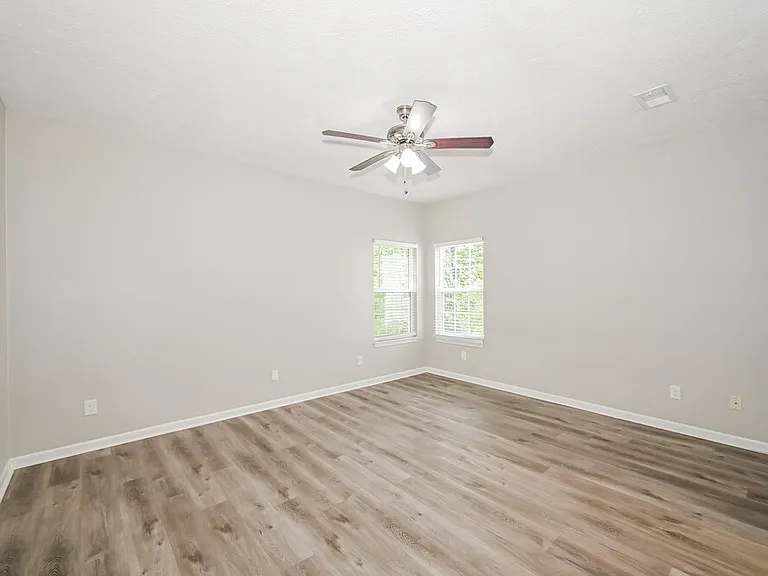2212 Oak Barrel Ln — Photo 10