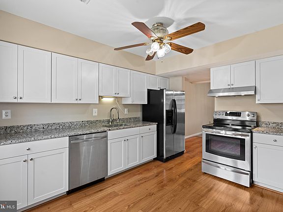 5th image of 4914 Van Walbeek Pl